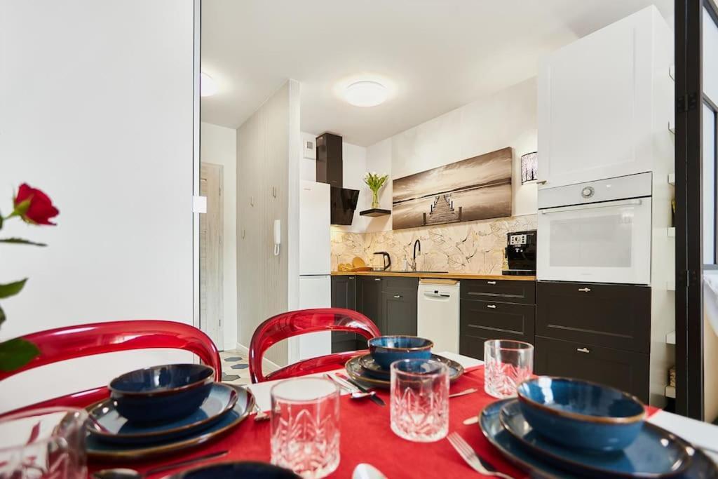 Golden Hour Apartments- Plac Slowianski 36 Świnoujście Extérieur photo